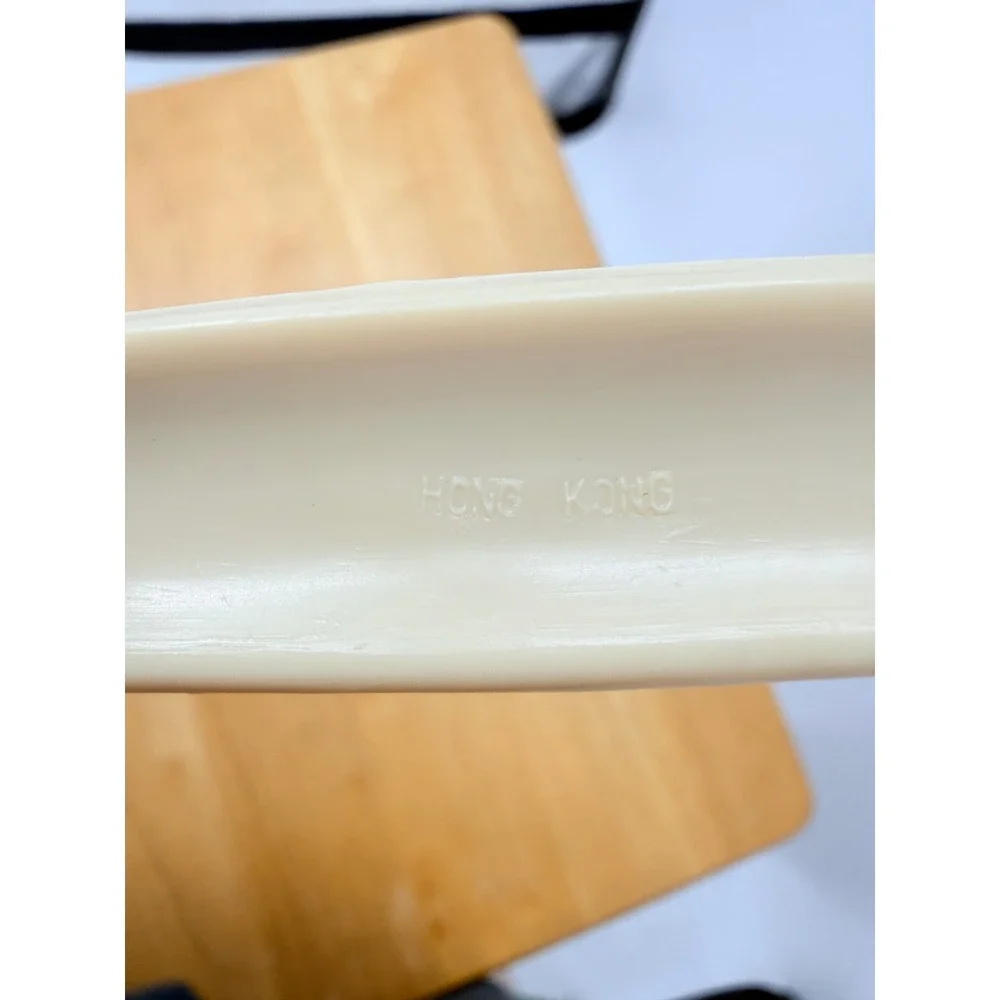 Vintage nylon Plastic‎ Slotted turner Spatula Kitchen Utensil cream beige